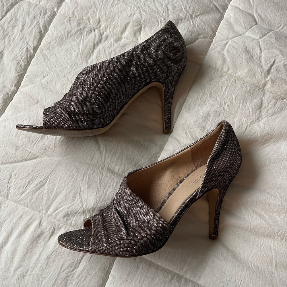 Aldo Shimmering Gold Heels